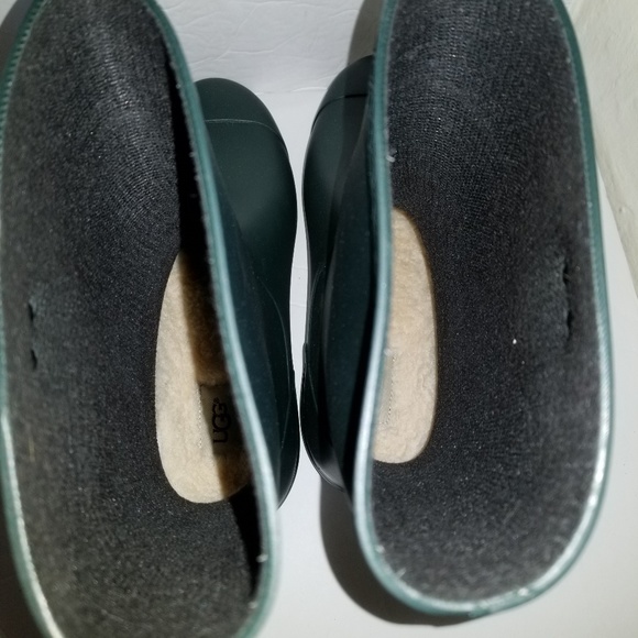 Ugg rain boots size 9 - Picture 5 of 7